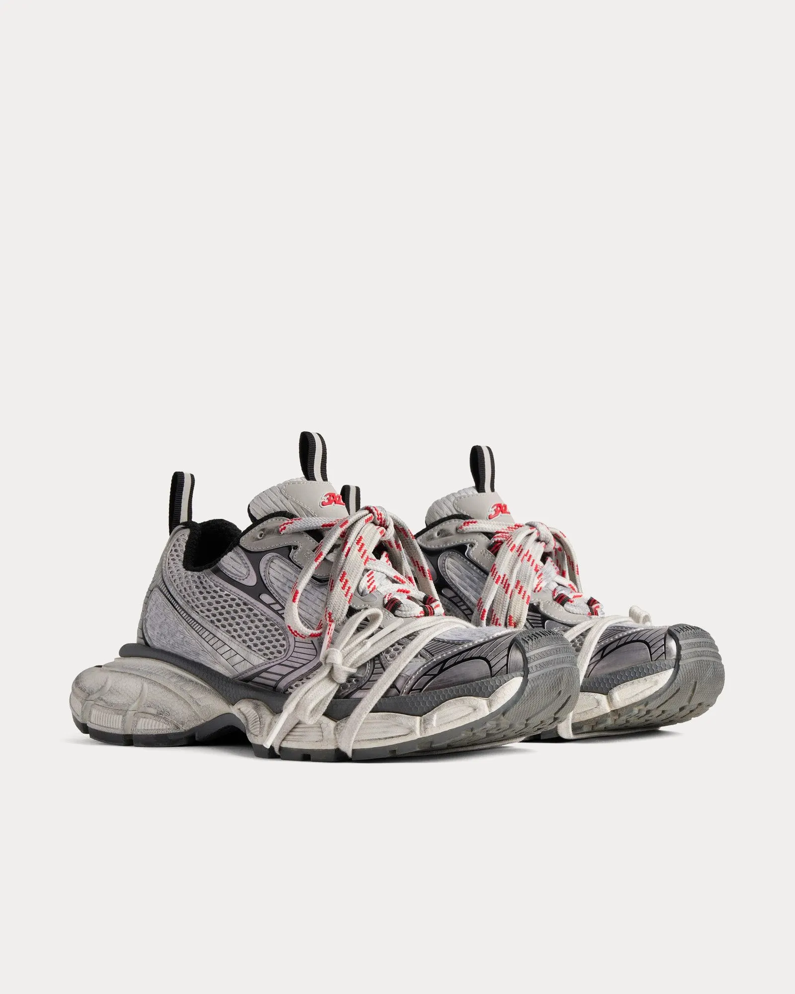 3XL Mesh & Polyurethane Grey / White / Red Low Top Sneakers