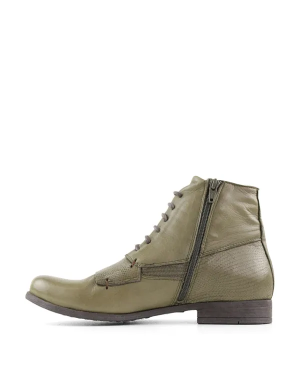 BUENO HARLEY ANKLE BOOTS