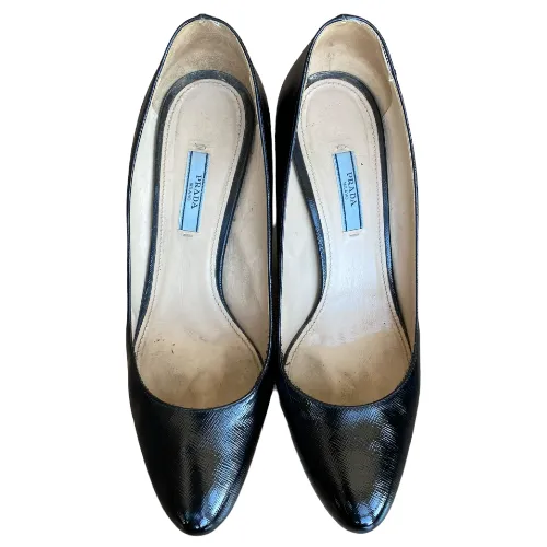 PRADA Black Textured Patent Leather Platform Pumps, Size 41