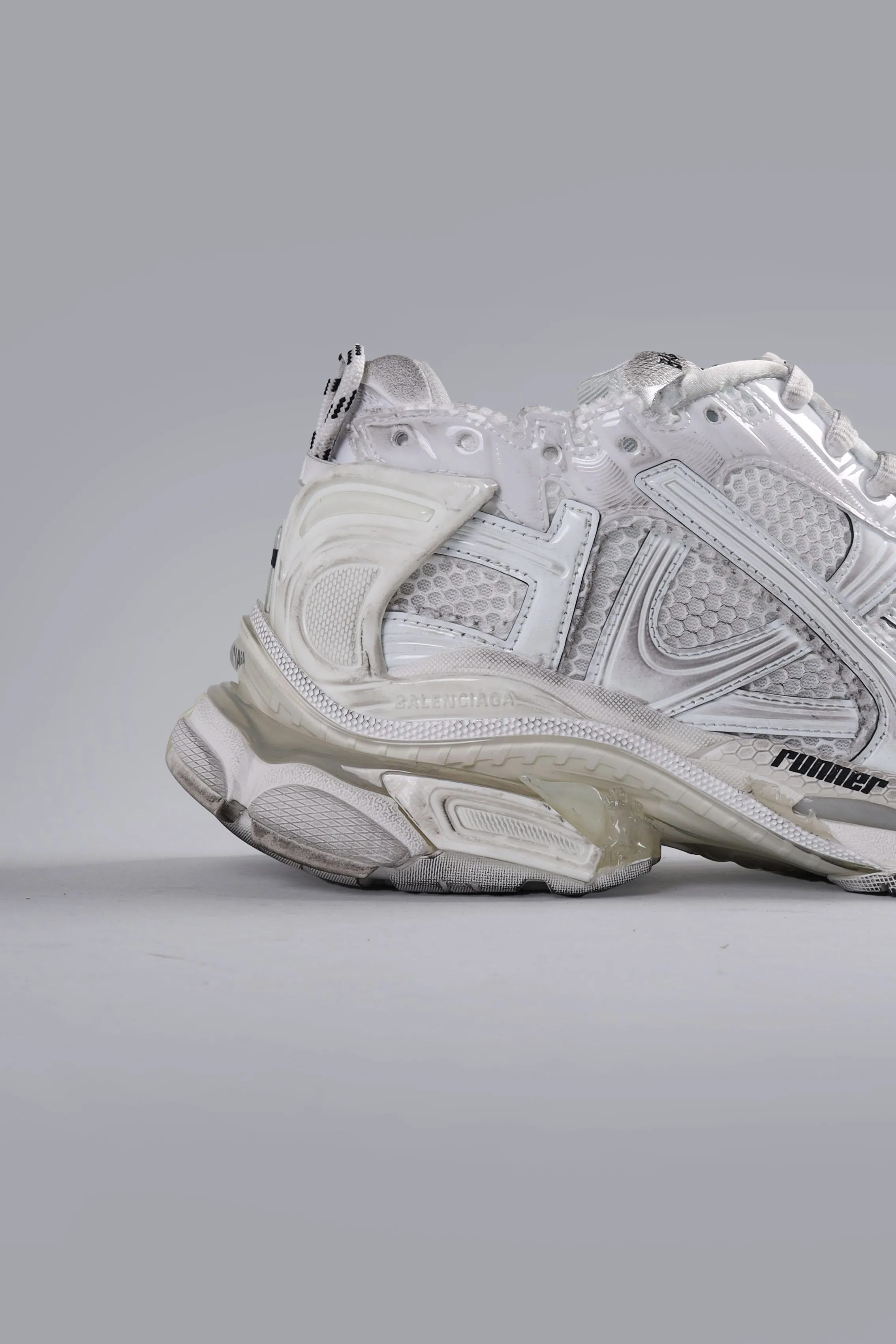 Runner White