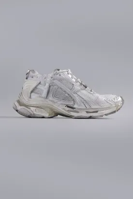 Runner White