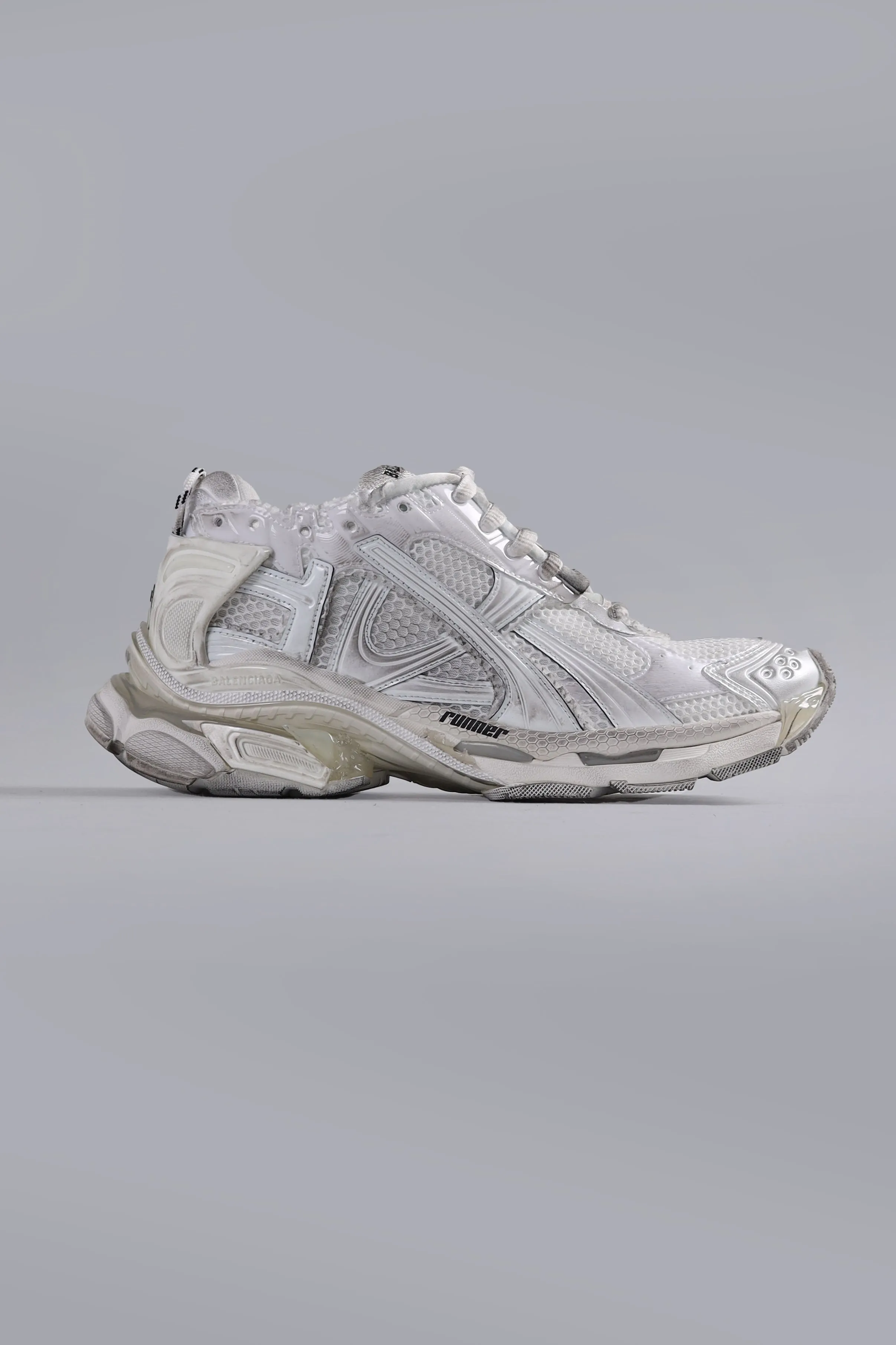 Runner White