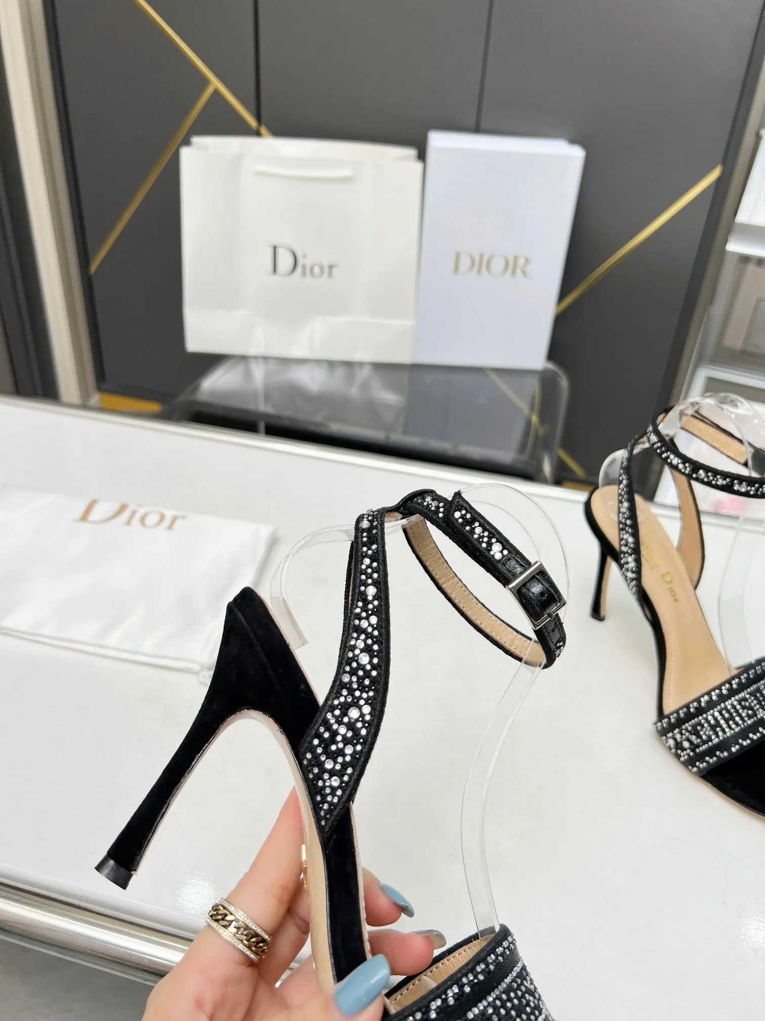 SE1109 DR Dway Heeled Sandal /  Size5-10